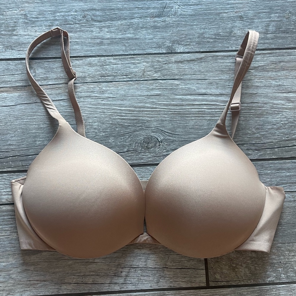 SKIMS Ultimate Push Up Plunge Bra